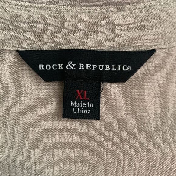 Rock & Republic Rayon Collared Long Sleeve Button Up Ombré Shirt Women’s Size XL - Picture 8 of 10